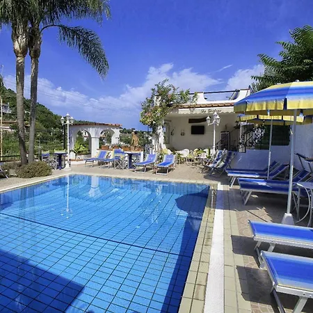 Magnolia Отель Казамиччола-Терме