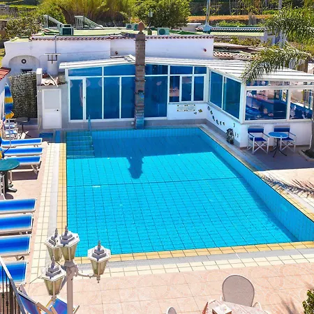 Magnolia Отель Казамиччола-Терме