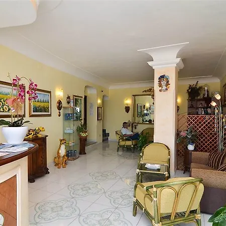 Hotel Magnolia 3*