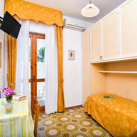 Magnolia 3*