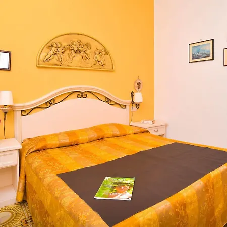 Hotel Magnolia 3*