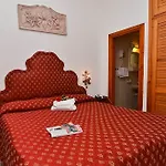 Отель Magnolia 3*